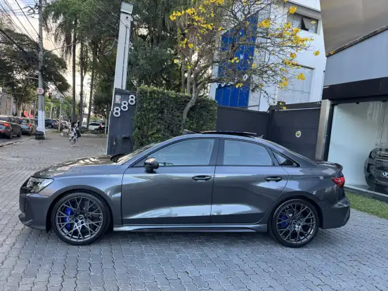 AUDI-RS3-2025