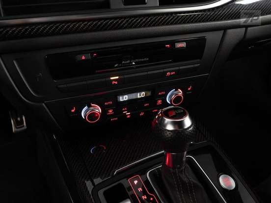 AUDI-RS6-2013