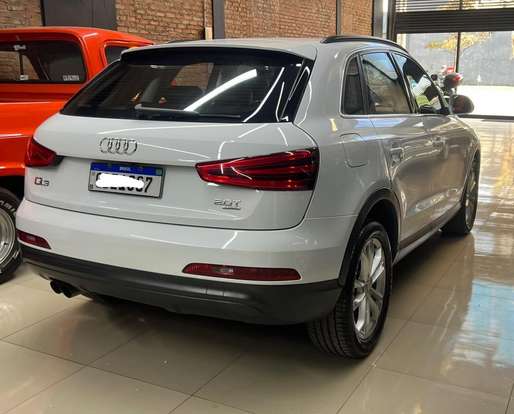 AUDI-Q3-2014