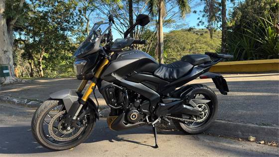 BAJAJ DOMINAR 400 