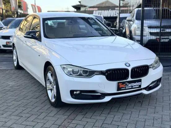 BMW-320i-2014