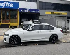 BMW 320i 2.0 16V TURBO FLEX M SPORT AUTOMÁTICO BMW 320i 2.0 16V TURBO FLEX M SPORT AUTOMÁTICO