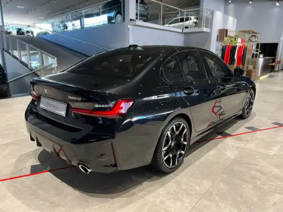 BMW-320i-2025