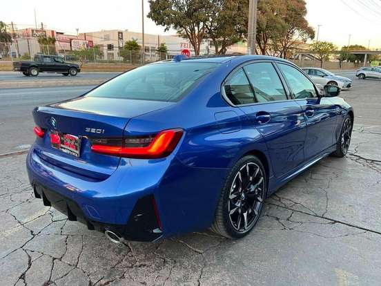 BMW-320i-2024