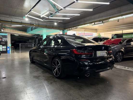 BMW-320i-2.0 16V TURBO FLEX M SPORT AUTOMÁTICO BMW-320i-2022