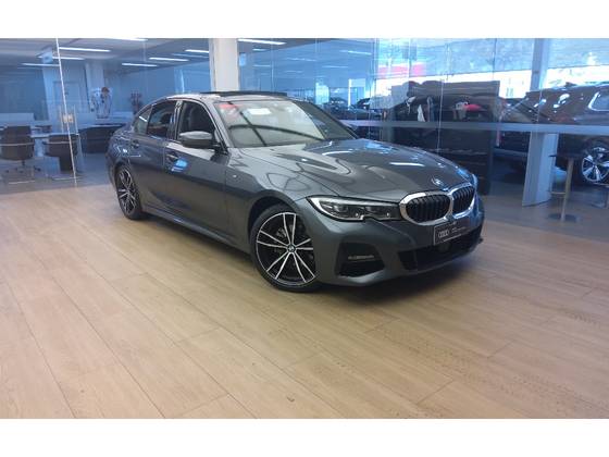 BMW 320i 2.0 16V TURBO GASOLINA M SPORT AUTOMÁTICO
