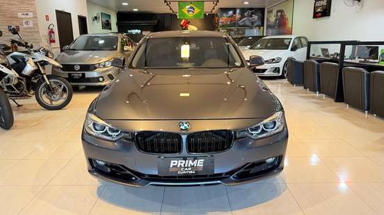 BMW-320i-2013