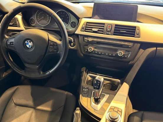 BMW-320i-2.0 SPORT GP 16V TURBO GASOLINA 4P AUTOMÁTICO BMW-320i-2013