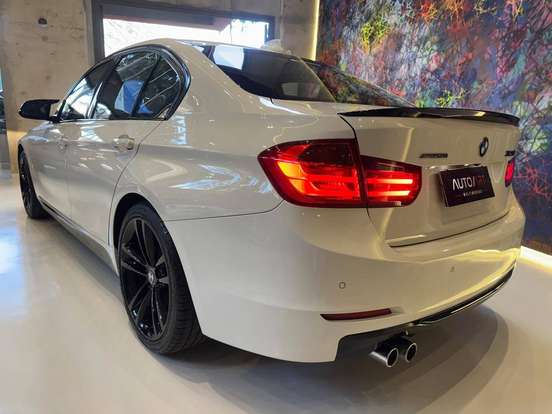 BMW-328i-2014