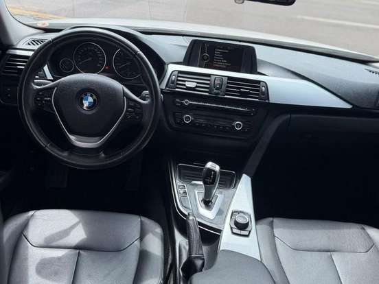 BMW-328i-2.0 LUXURY SEDAN 16V GASOLINA 4P AUTOMÁTICO BMW-328i-2012