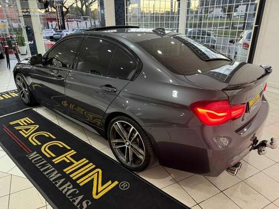 BMW-328i-2017
