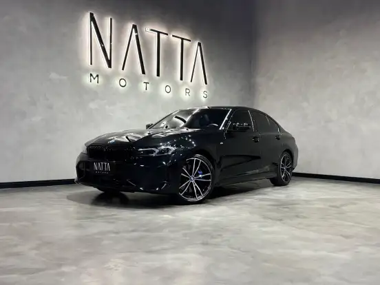 BMW-330e-2024