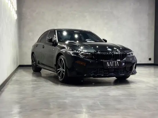 BMW-330e-2024