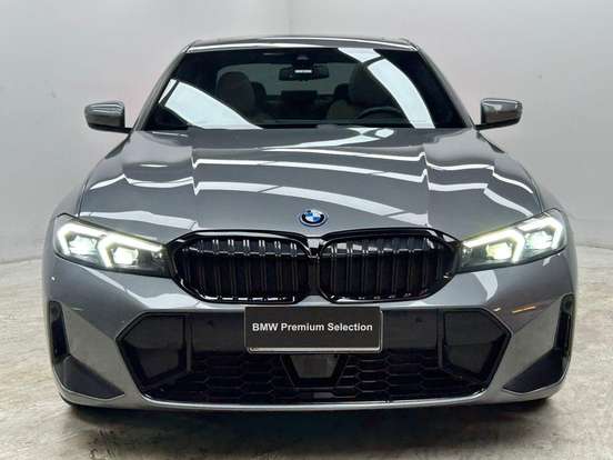 BMW-330e-2.0 16V TURBO HÍBRIDO M SPORT AUTOMÁTICO BMW-330e-2023