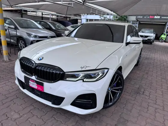 BMW 330i 2.0 16V TURBO GASOLINA M SPORT AUTOMÁTICO