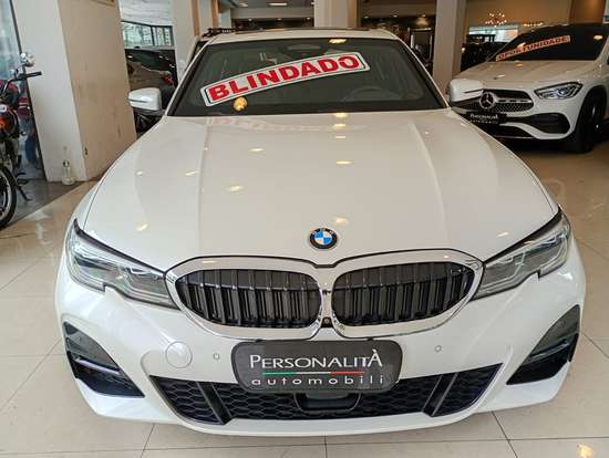BMW-330i-2019