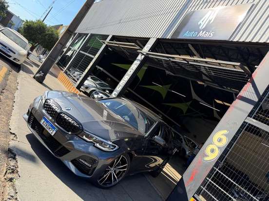 BMW-330i-2019