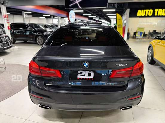 BMW-530i-2.0 16V TURBO GASOLINA M SPORT AUTOMÁTICO BMW-530i-2018