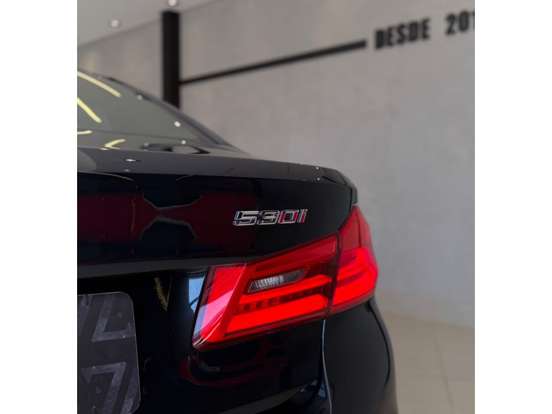 BMW-530i-2017