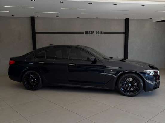 BMW-530i-2017