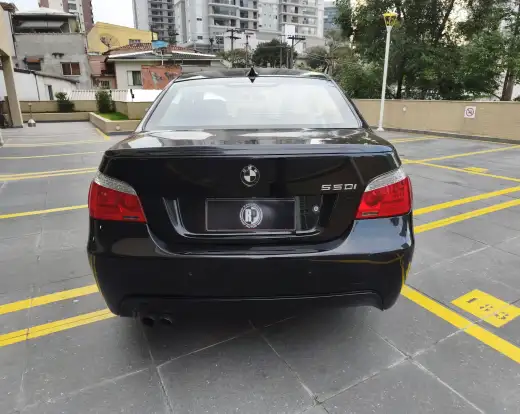 BMW-550i-2009