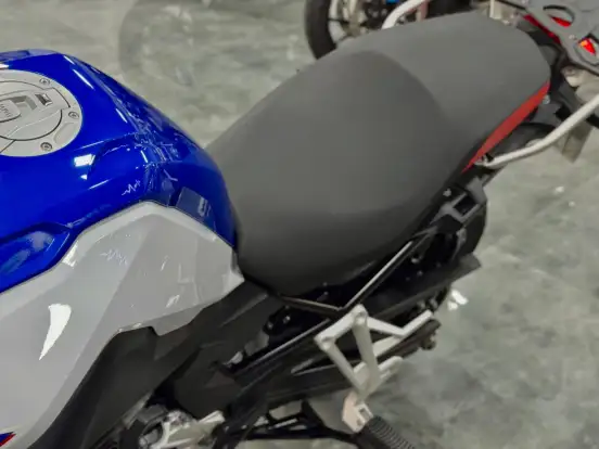 BMW-F 750 GS SPORT-2023