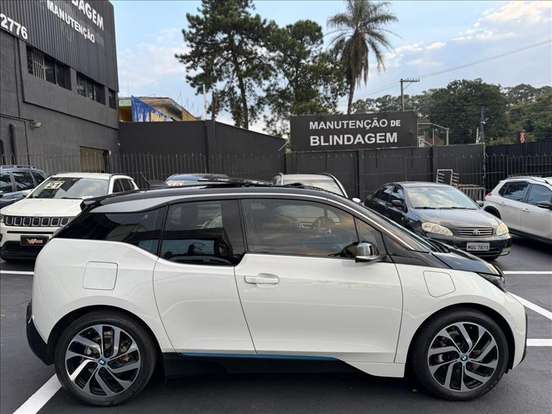 BMW-i3-0.6 HÍBRIDO REX FULL 4P AUTOMÁTICO BMW-i3-2021