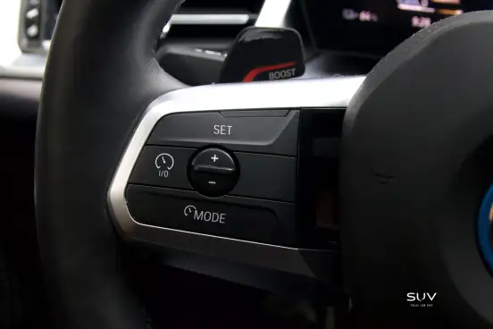 BMW-iX2-2024