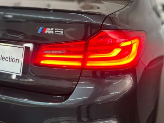 BMW-M5-4.4 V8 TWIN POWER M XDRIVE STEPTRONIC BMW-M5-2019