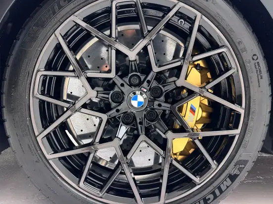 BMW-M8-2021