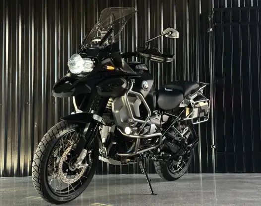 BMW-R 1250 GS ADVENTURE TRIPLE BLACK-2024