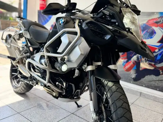 BMW-R 1250 GS PREMIUM TRIPLE BLACK BMW-R 1250 GS PREMIUM TRIPLE BLACK-2022