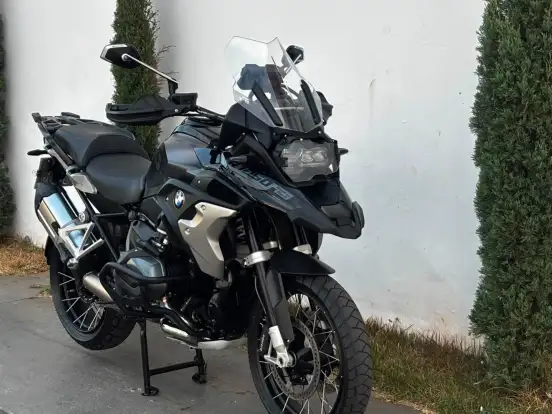 BMW-R 1250 GS PREMIUM TRIPLE BLACK BMW-R 1250 GS PREMIUM TRIPLE BLACK-2023