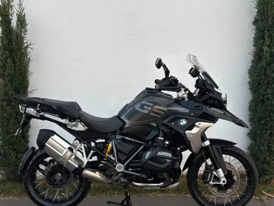 BMW-R 1250 GS PREMIUM TRIPLE BLACK BMW-R 1250 GS PREMIUM TRIPLE BLACK-2023