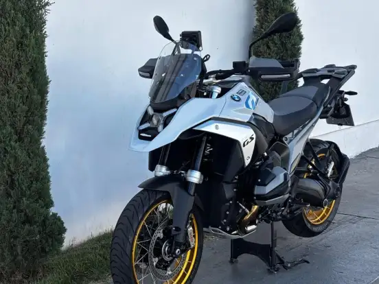 BMW-R 1300 GS PLUS BMW-R 1300 GS PLUS-2024