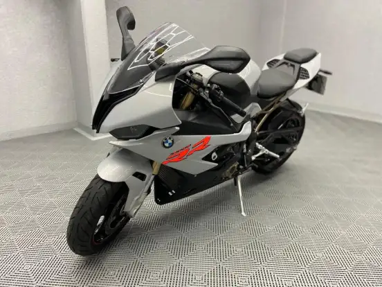 BMW-S 1000 RR BMW-S 1000 RR-2021