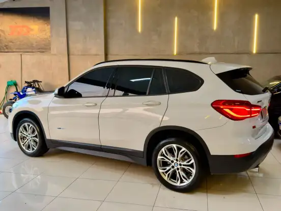 BMW-X1-2018