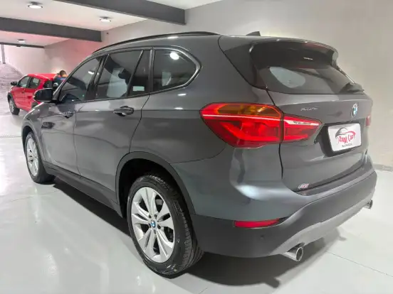 BMW-X1-2.0 16V TURBO ACTIVEFLEX SDRIVE20I 4P AUTOMÁTICO BMW-X1-2017