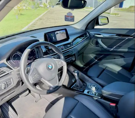BMW-X1-2.0 16V TURBO ACTIVEFLEX SDRIVE20I X-LINE 4P AUTOMÁTICO BMW-X1-2020