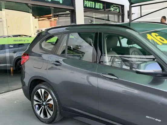 BMW-X1-2.0 16V TURBO GASOLINA SDRIVE20I GP 4P AUTOMÁTICO BMW-X1-2016
