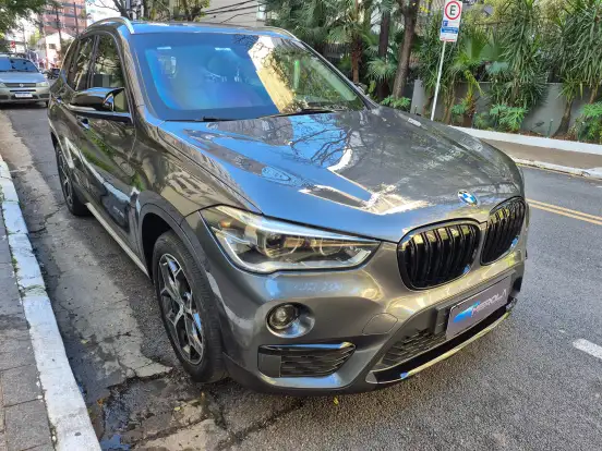 BMW-X1-2.0 16V TURBO GASOLINA SDRIVE20I GP 4P AUTOMÁTICO BMW-X1-2016