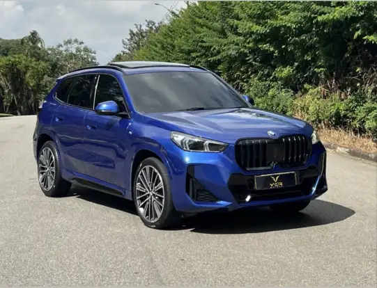 BMW-X1-2022