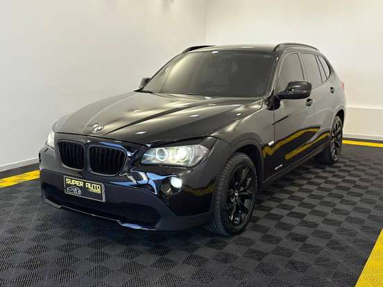 BMW-X1-2011