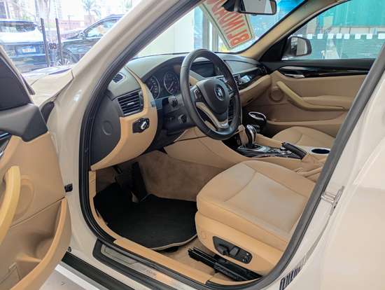 BMW-X1-2.0 16V GASOLINA SDRIVE18I TOP 4P AUTOMÁTICO BMW-X1-2013