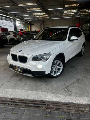 BMW-X1-2013