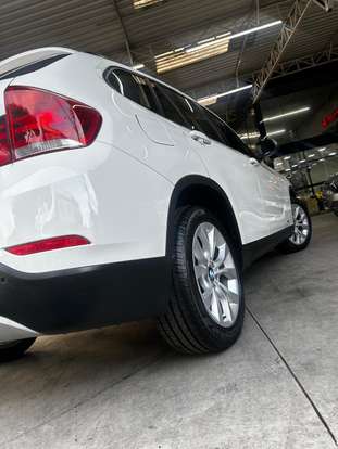 BMW-X1-2.0 16V GASOLINA SDRIVE18I TOP 4P AUTOMÁTICO BMW-X1-2013