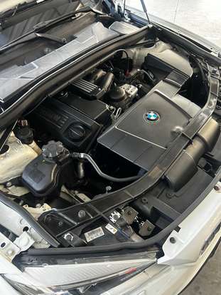 BMW-X1-2013