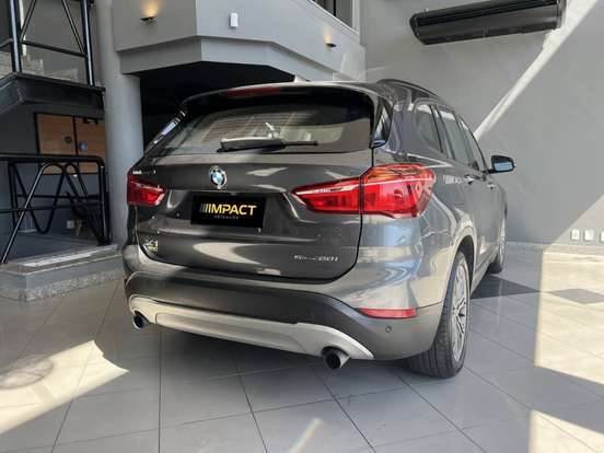 BMW-X1-2.0 16V TURBO ACTIVEFLEX SDRIVE20I GP 4P AUTOMÁTICO BMW-X1-2019