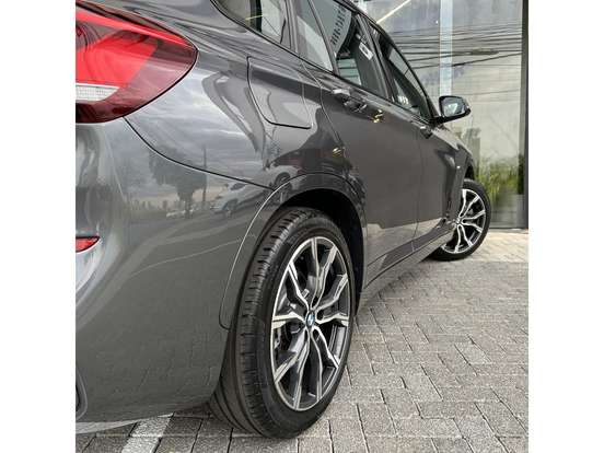 BMW-X1-2021