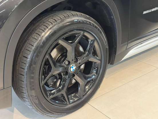 BMW-X1-2016